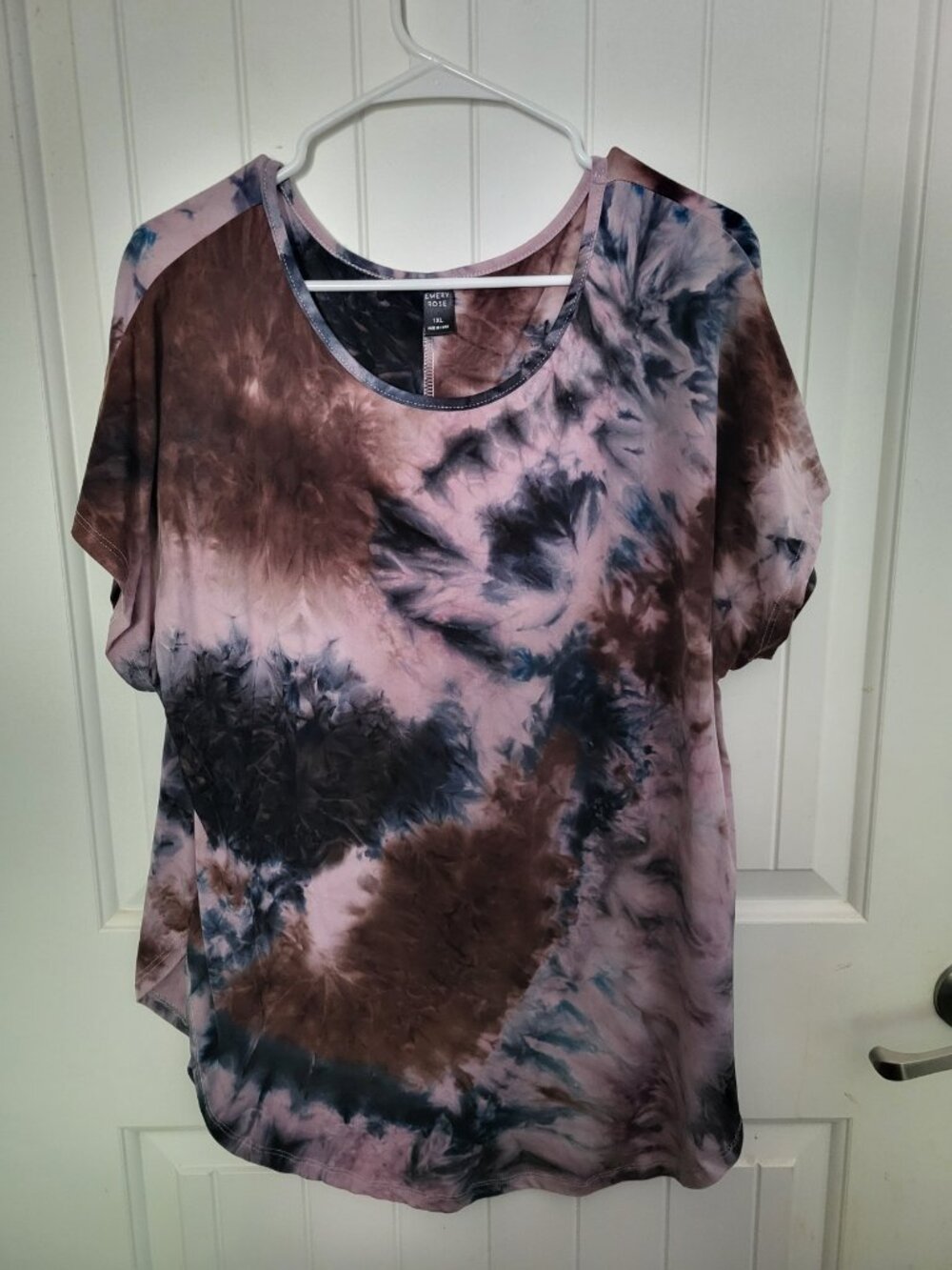 Emery Rose 1XL Tie Dye Short Sleeve Casual Top